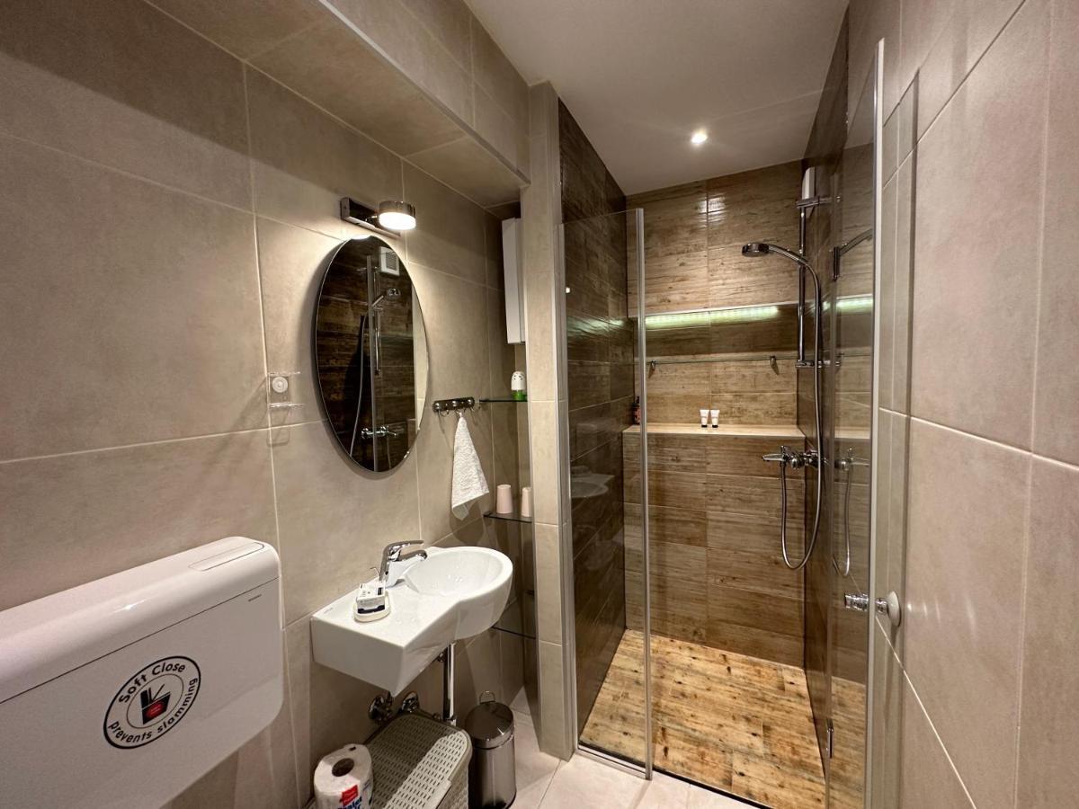 Cherrycity Apartments Belgrado Esterno foto