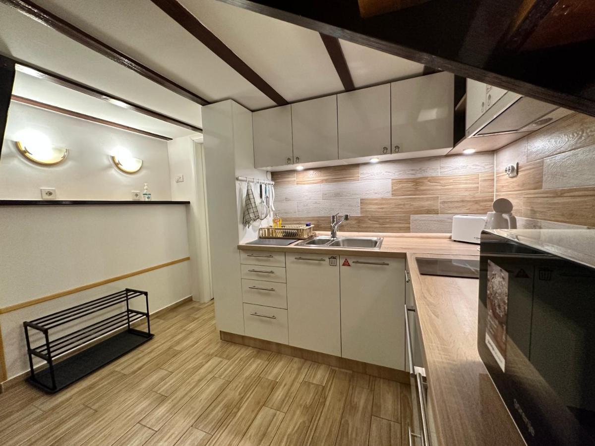 Cherrycity Apartments Belgrado Esterno foto