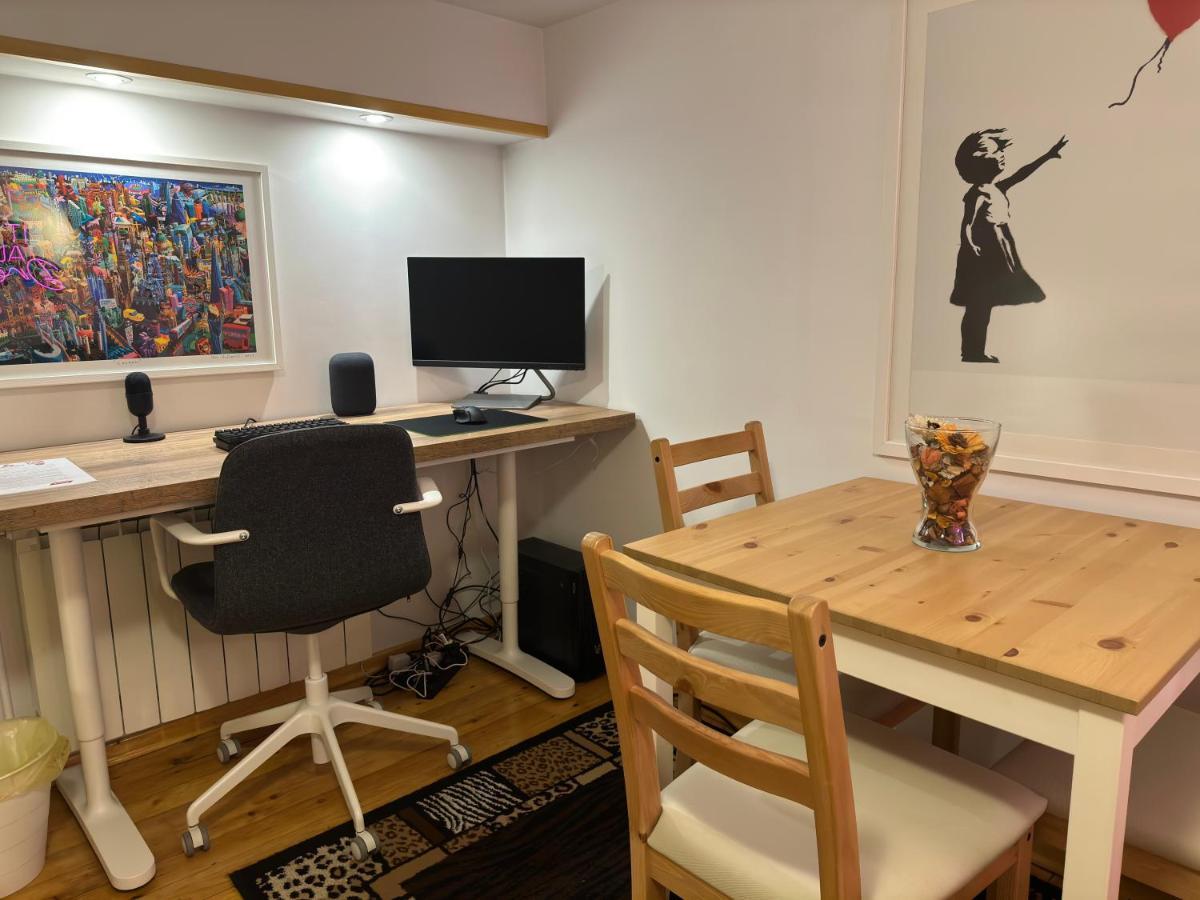 Cherrycity Apartments Belgrado Esterno foto