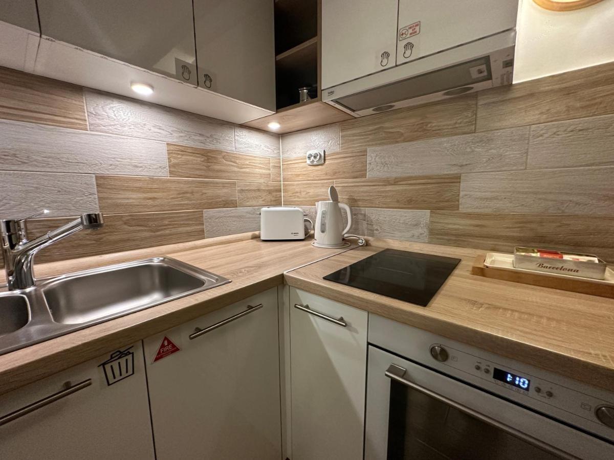Cherrycity Apartments Belgrado Esterno foto