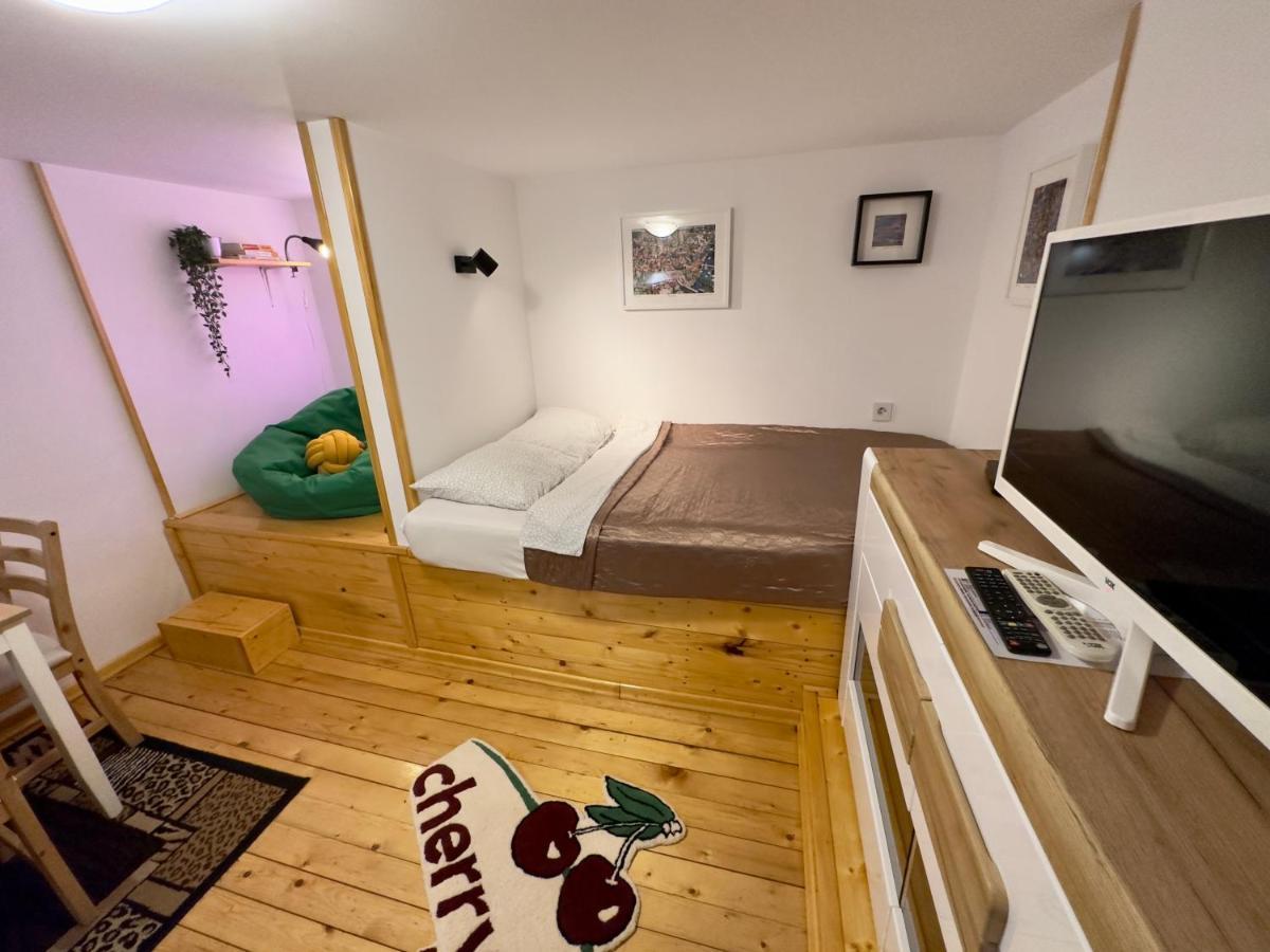 Cherrycity Apartments Belgrado Esterno foto