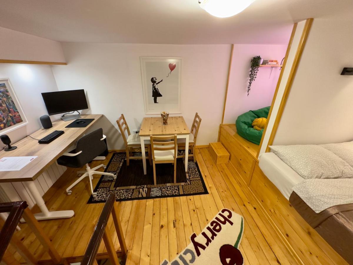 Cherrycity Apartments Belgrado Esterno foto